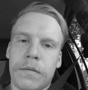 Meet your Posher, Derek